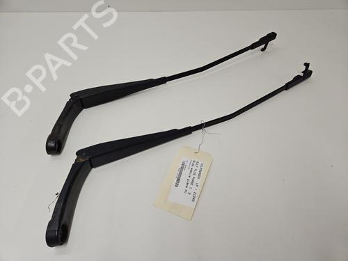 Used Front windshield wiper arm VW GOLF PLUS V (5M1, 521) 2.0 TDI 16V (140 hp) 29599214