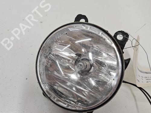 left-front-fog-light-renault-megane-iv-hatchback-b9amn_-2015-36571785 main image