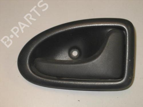 Used Front right interior door handle RENAULT TRAFIC II Van (FL) 1.9 dCi 100 (FL0C, FL0K, FL0B) (101 hp) 20898871