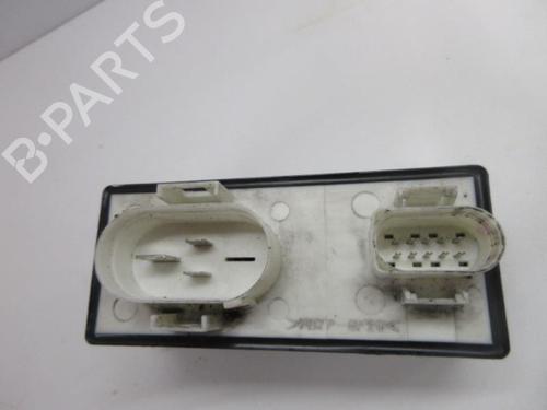 Used Electronic module VW GOLF III (1H1) 1.8 (90 hp) 22106525