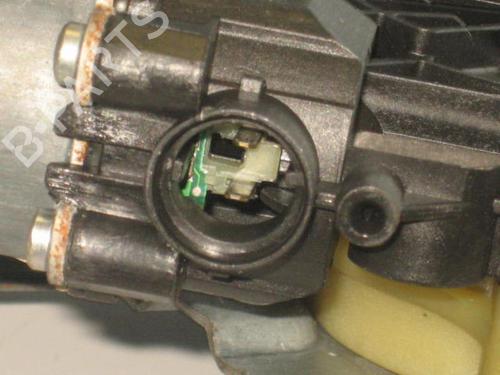 Used Front right window mechanism Front right window mechanism RENAULT KANGOO / GRAND KANGOO II (KW0/1_) 1.5 dCi 85 (KW0K, KW0L, KW0B) (86 hp) 20892597 20892597