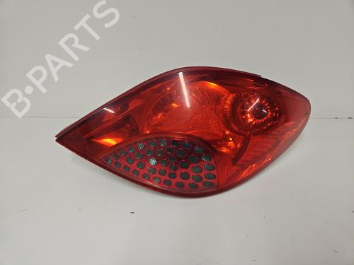 Used Right taillight Right taillight 32199615 32199615