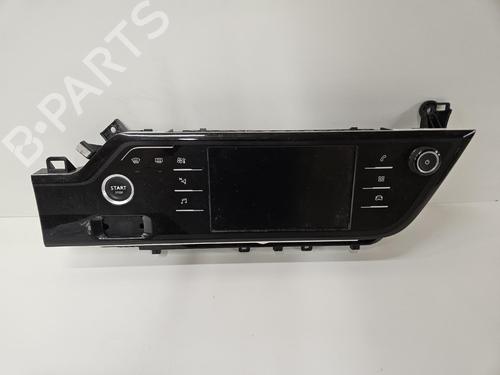display-monitor-citroen-c4-grand-picasso-ii-da_-de_-2013-37708165 main image