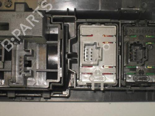 Switch RENAULT LAGUNA III (BT0/1) 2.0 dCi (BT01, BT08, BT09, BT0E, BT0K, BT12, BT1C, BT1D,... | BP20897921I30 