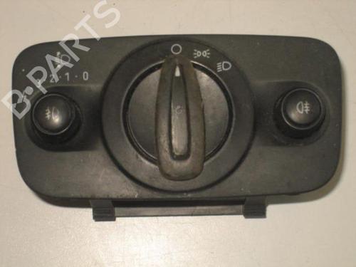 Used Headlight switch FORD FIESTA VI (CB1, CCN) 1.4 TDCi (68 hp) 22105699
