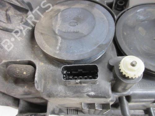 Used Left headlight RENAULT ESPACE IV (JK0/1_) 2.2 dCi (JK0H) (150 hp) 20894863