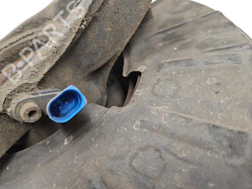 Used Right front steering knuckle Right front steering knuckle PORSCHE CAYENNE (9PA) 3.2 (250 hp) 26678706 26678706