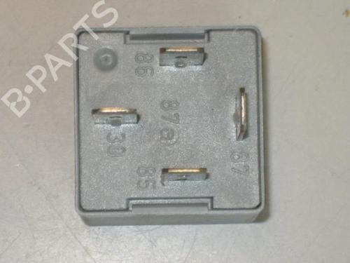 Used Electronic module Electronic module AUDI A3 (8P1) 2.0 TDI 16V (140 hp) 22105396 22105396