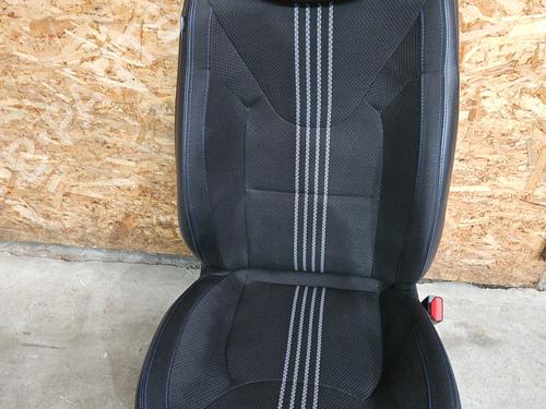 Sæde højre fortil RENAULT CLIO IV (BH_) 0.9 TCe 90 (BHNF, BHMA, BHMH, BHJK, BHJR) (90 hp) 33030597