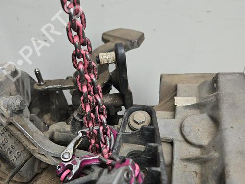 Gearbox VW GOLF VI (5K1) 1.6 TDI | BP27976947M3 