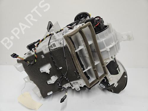 Used Heater matrix box Heater matrix box CITROËN C3 III (SX) 1.5 BlueHDi 100 (SXYHYP, SXYHTU) (102 hp) 40290172 40290172
