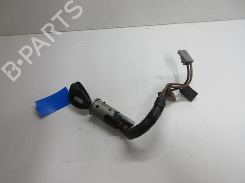 Used Ignition barrel Ignition barrel PEUGEOT 806 (221) 2.1 td 12V (109 hp) 22108551 22108551