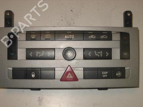 Used Climate control PEUGEOT 407 SW (6E_, 6D_) 2.0 HDi 135 (136 hp) 20910180