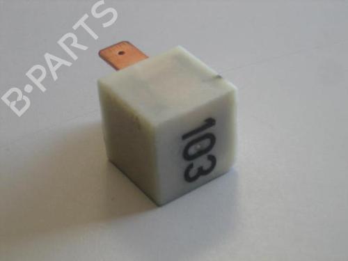 Used Electronic module Electronic module VW FOX Hatchback (5Z1, 5Z3, 5Z4) 1.4 TDI (70 hp) 22105863 22105863
