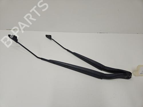 Used Front windshield wiper arm RENAULT MEGANE III Hatchback (BZ0/1_, B3_) 1.5 dCi (BZ09, BZ0D, BZ1W, BZ29, BZ14) (110 hp) 26569058