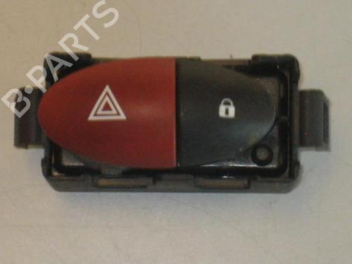 Bouton de warning RENAULT MASTER III Van (FV) 2.3 dCi 125 FWD (FV0C, FV0D, FV0G, FV0H, FV0J, FV0K) (125 hp) 20910296