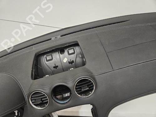 Used Dashboard Dashboard 37068137 37068137
