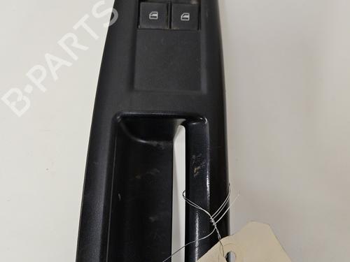 Used Left front window switch VW POLO IV (9N_, 9A_) 1.2 (54 hp) 30446121