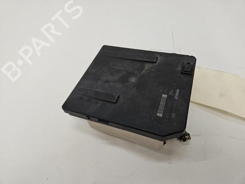 fuse-box-renault-scenic-ii-jm01_-2003-2004-2005-2006-2007-2008-2009-2010-36059358 main image