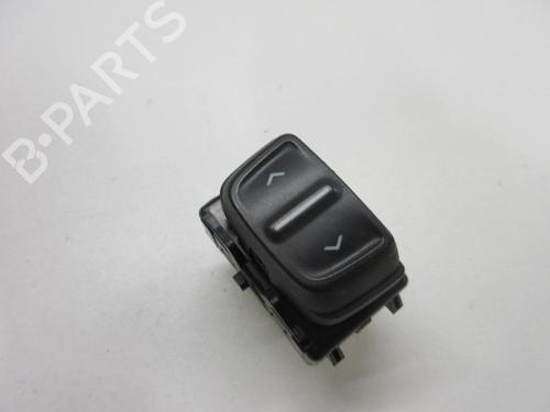 Used Left front window switch DACIA SANDERO II TCe 90 (B8M1, B8MA, B8AC) (90 hp) 22108650