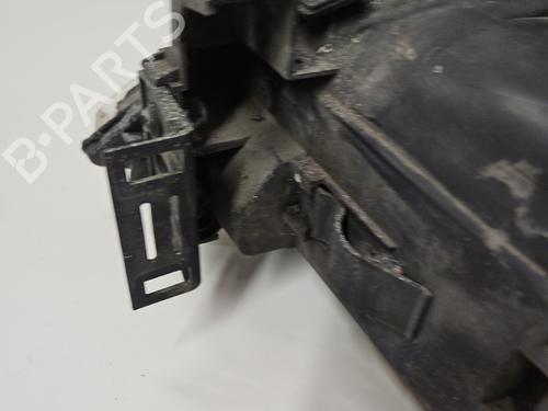 Right headlight FORD MONDEO III Turnier (BWY) 2.0 16V TDDi / TDCi | BP31154277C29