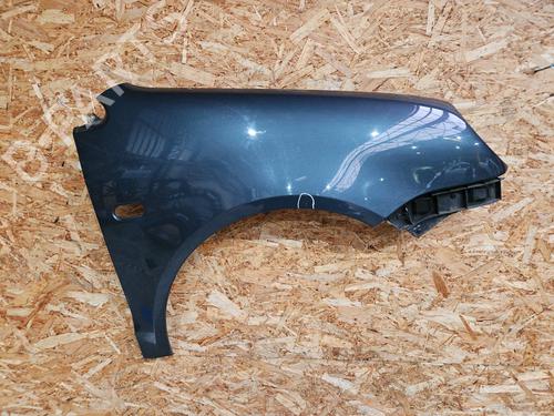 Used Right front fenders VW POLO IV (9N_, 9A_) 1.2 (54 hp) 30459385