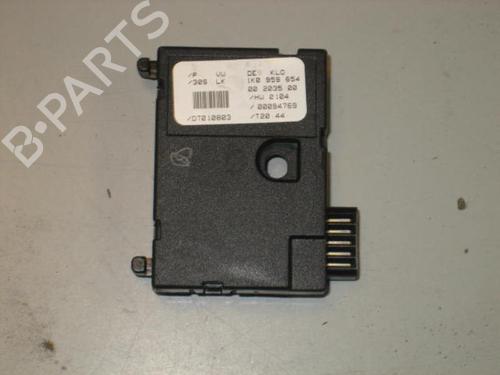 Used Electronic module VW GOLF V (1K1) 1.9 TDI (105 hp) 22105171