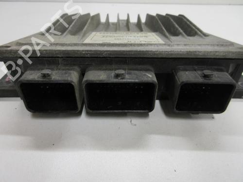 Used Engine control unit (ECU) RENAULT TWINGO II (CN0_) 1.5 dCi (CN0E) (64 hp) 20896945