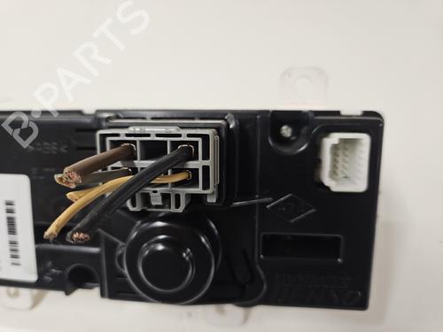 climate-control-renault-master-iii-van-fv-2010-36399839 main image