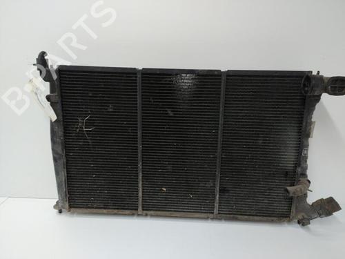Used Water radiator Water radiator 20894529 20894529