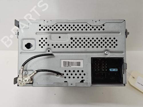 radio-vw-golf-v-1k1-2003-2004-2005-2006-2007-2008-2009-2010-38009148 main image