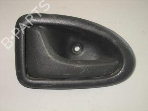 Used Rear left interior door handle RENAULT TRAFIC II Van (FL) 1.9 dCi 80 (FL0B) (82 hp) 22105064