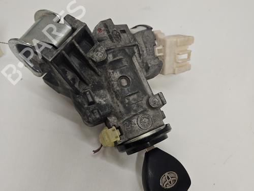 Used Ignition barrel TOYOTA YARIS (_P13_) 1.0 (KSP130_, KSP130) (69 hp) 30604400