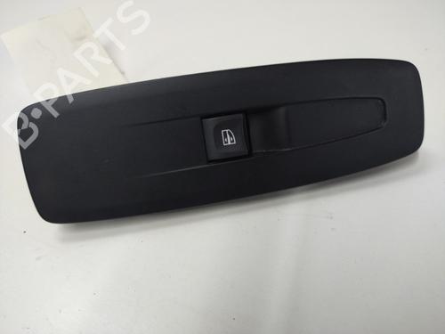 Used Right front window switch RENAULT MEGANE IV Hatchback (B9A/M/N_) 1.5 dCi 90 (B9A1) (90 hp) 20890939