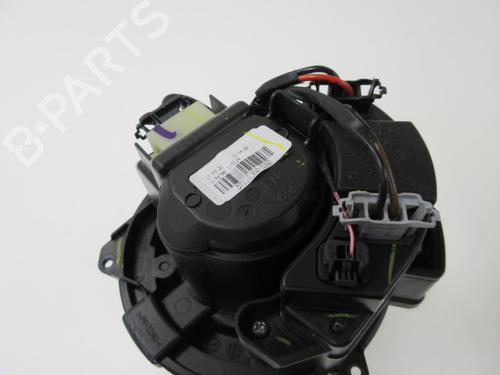 Used Heater blower motor Heater blower motor RENAULT CLIO V (B7_) 1.5 Blue dCi 85 (B7AG) (86 hp) 20894448 20894448