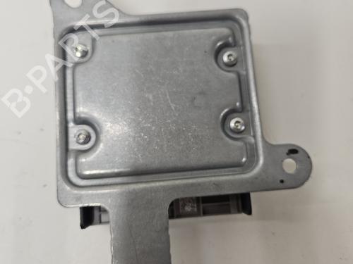 Airbag styreenhed Airbag styreenhed RENAULT CAPTUR I (J5_, H5_) 1.5 dCi 90 (J5N4, J5M5, J5MW, J5M6, J5AL, J5AJ) (90 hp) 35889302 35889302