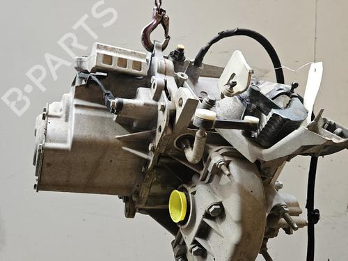 Used Gearbox Gearbox CITROËN C3 III (SX) 1.5 BlueHDi 100 (SXYHYP, SXYHTU) (102 hp) 40290141 40290141