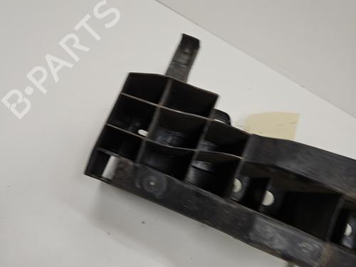 rear-bumper-reinforcement-renault-clio-iv-bh_-2012-2013-2014-2015-2016-2017-2018-2019-2020-2021-30604453 main image