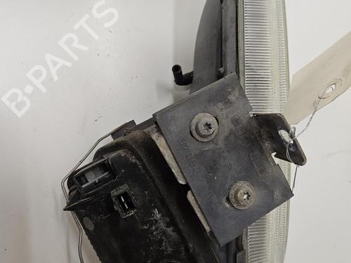 Used Left front fog light Left front fog light 38102182 38102182