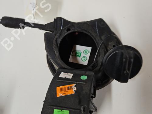 fuel-flap-renault-clio-iv-bh_-2012-2013-2014-2015-2016-2017-2018-2019-2020-2021-33629016 main image