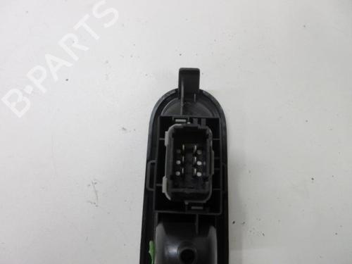 Used Left rear window switch Left rear window switch RENAULT CLIO III (BR0/1, CR0/1) 1.5 dCi (BR17, CR17) (86 hp) 20900837 20900837