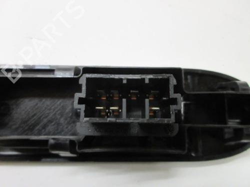 Right front window switch PEUGEOT 307 Break (3E) 2.0 HDI 90 | BP20889423I26 