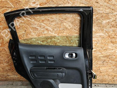 Porta trás esquerda Porta trás esquerda CITROËN C3 III (SX) 1.2 THP 110 (SXHNPS, SXHNZT, SXHNZ6) (110 hp) 31020027 31020027
