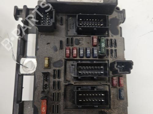 Used Fuse box Fuse box PEUGEOT 307 (3A/C) 2.0 HDi 110 (107 hp) 32156430 32156430