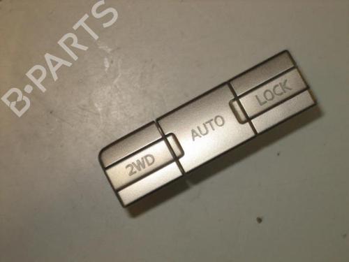 Used Switch NISSAN X-TRAIL I (T30) 2.2 Di 4x4 (114 hp) 22105271