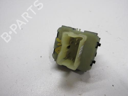 Used Left front window switch Left front window switch RENAULT CLIO IV Grandtour (KH_) 1.5 dCi 90 (KHN3, KHN4) (90 hp) 20891156 20891156