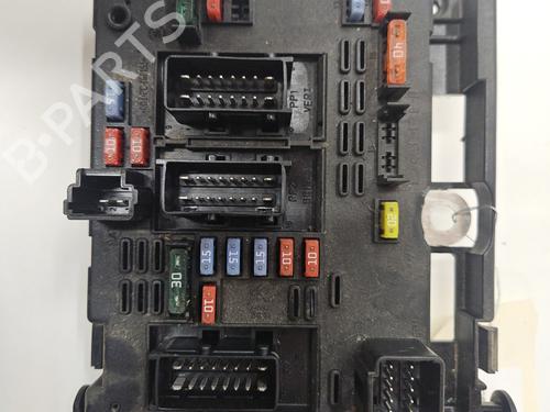Used Fuse box Fuse box PEUGEOT 206 Hatchback (2A/C) 1.4 HDi eco 70 (68 hp) 32177442 32177442