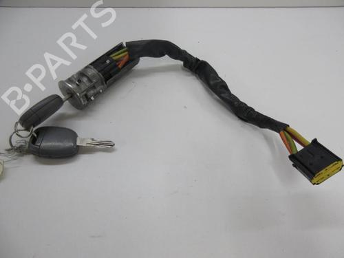 Used Ignition barrel RENAULT TWINGO I (C06_) 1.2 (C066, C068) (58 hp) 20901263