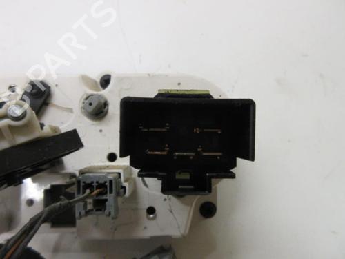 Climate control FORD FIESTA V (JH_, JD_) 1.4 TDCi | BP20894947I5 