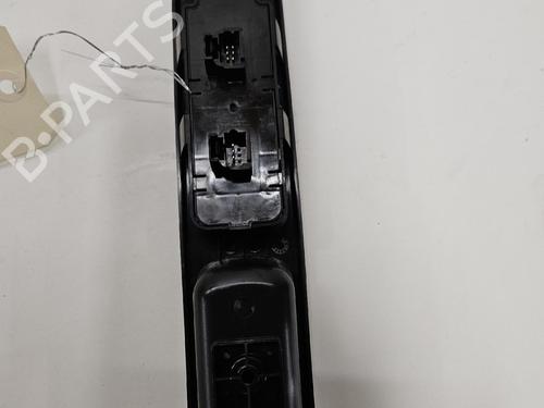 Used Left front window switch Left front window switch 38954843 38954843